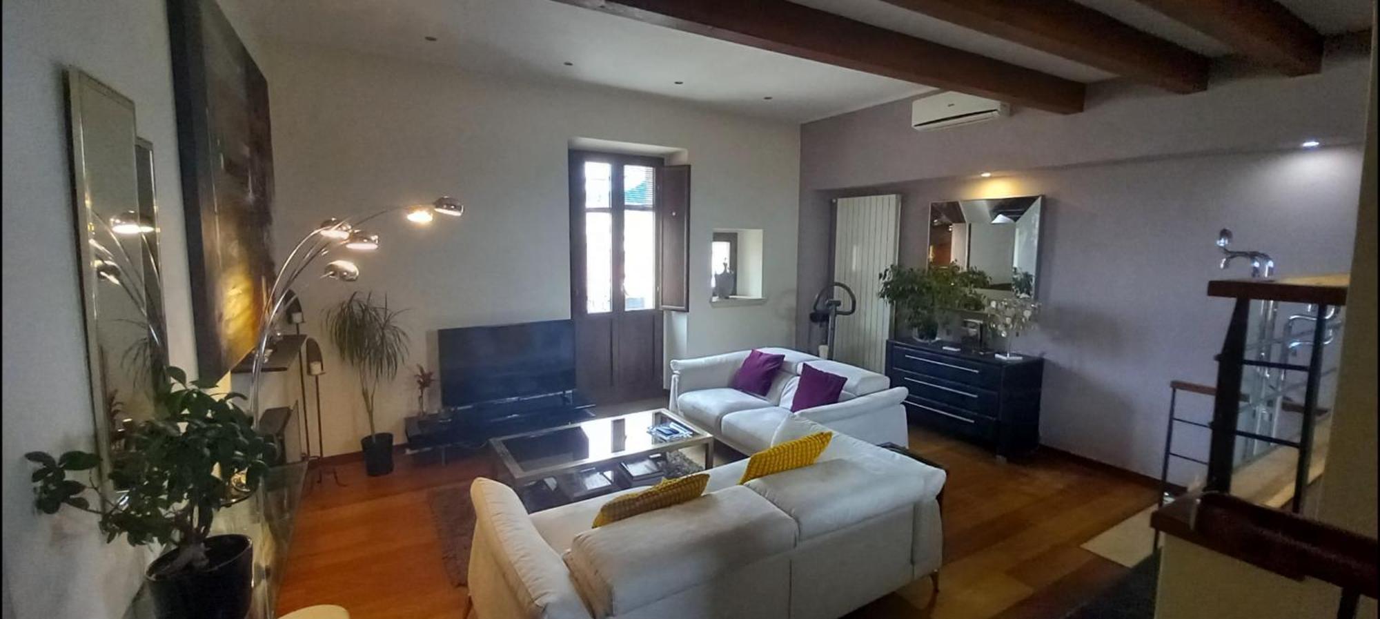 スルモナ Legacy Bed & Breakfast エクステリア 写真