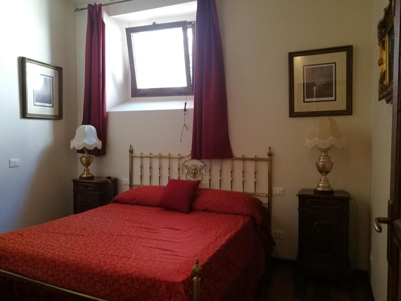スルモナ Legacy Bed & Breakfast エクステリア 写真