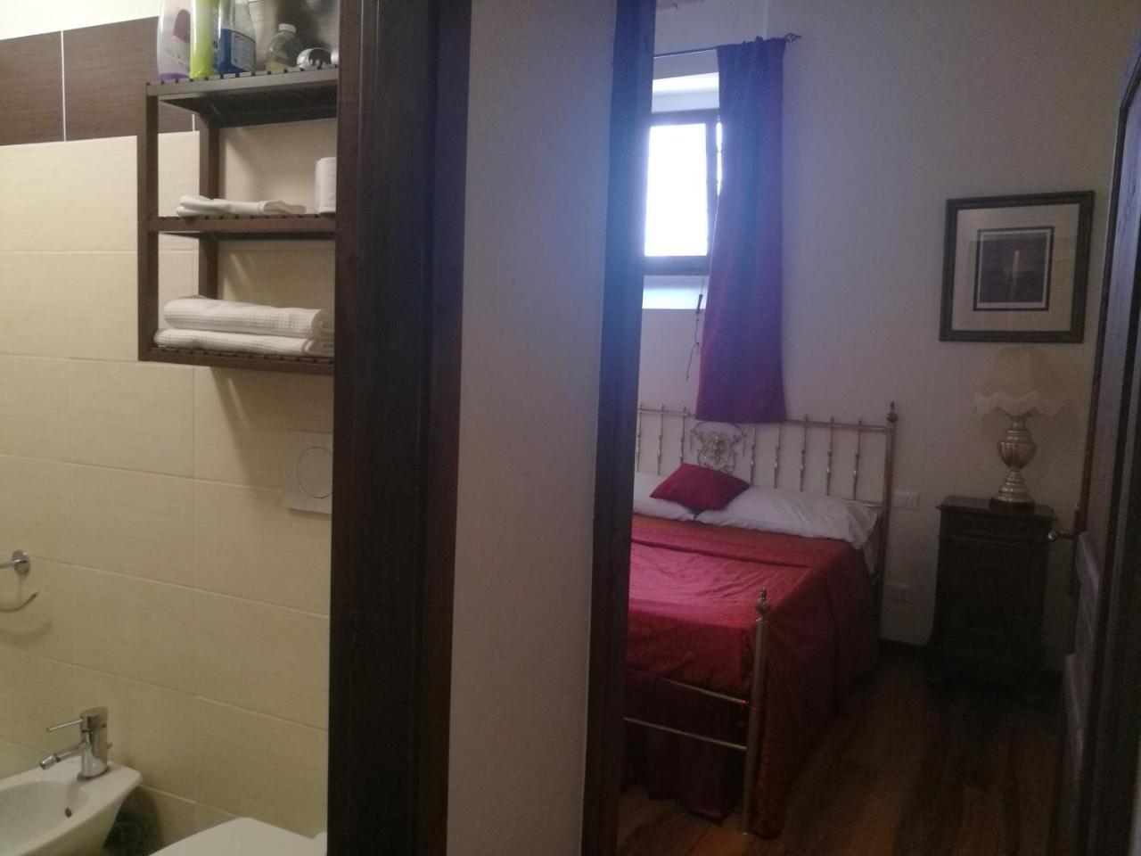 スルモナ Legacy Bed & Breakfast エクステリア 写真
