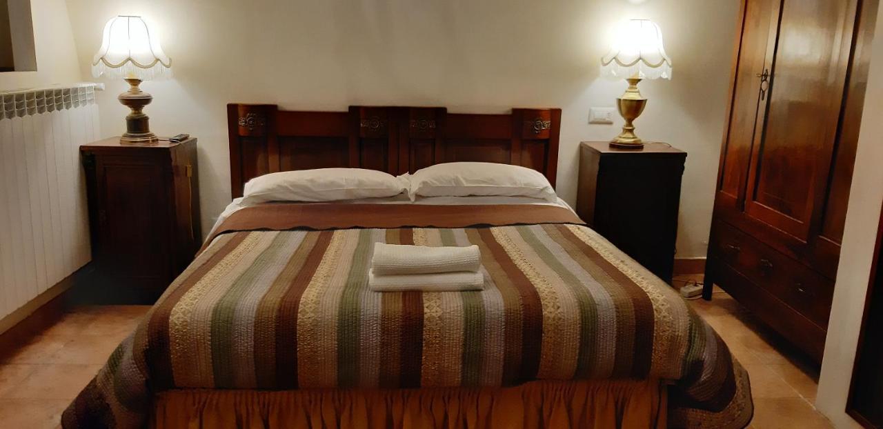 スルモナ Legacy Bed & Breakfast エクステリア 写真